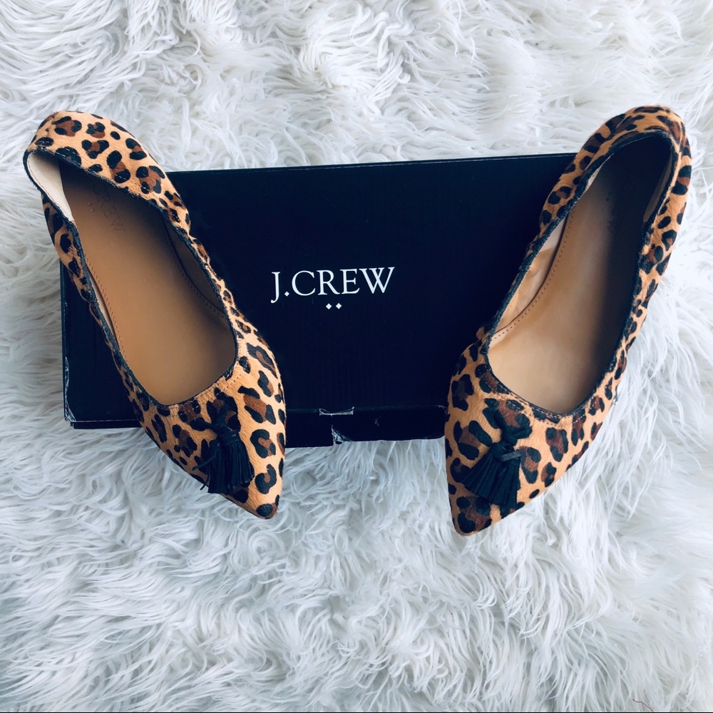 8 1/2 J Crew Leopard flat with tassel
